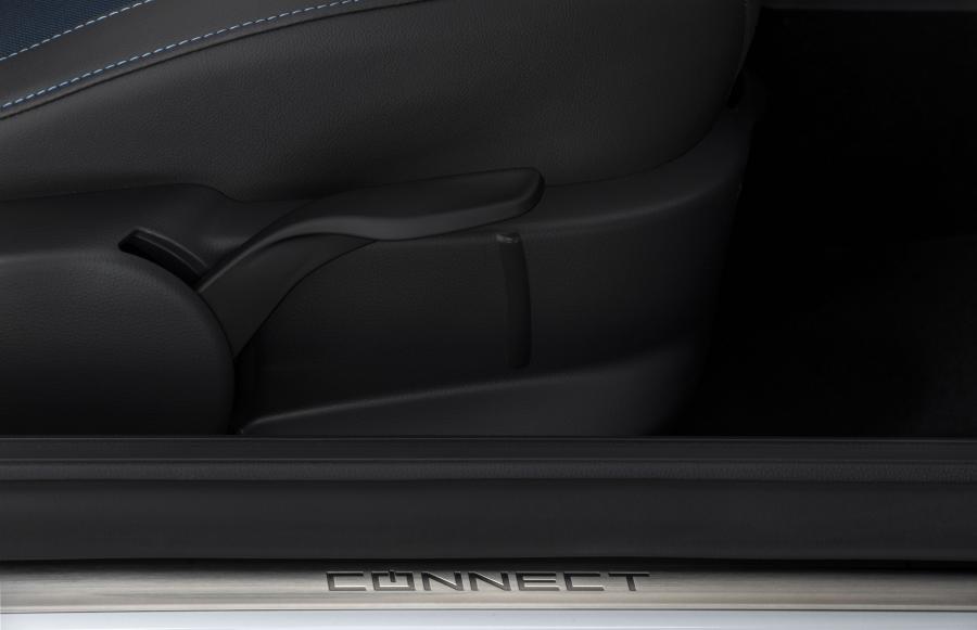  Seat Ibiza SC Connect 2015 года  (фото 7 из 9)